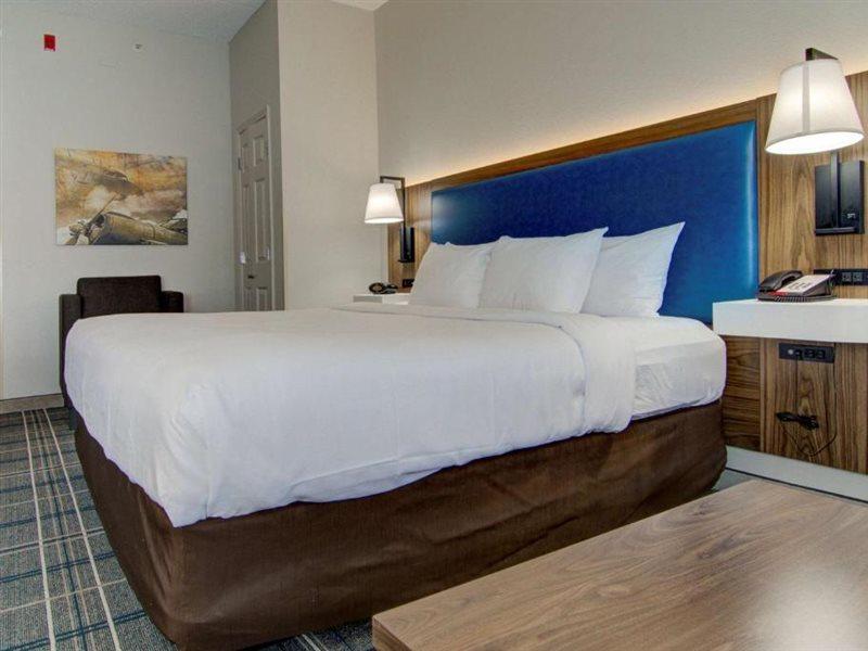 Comfort Airport Newport News