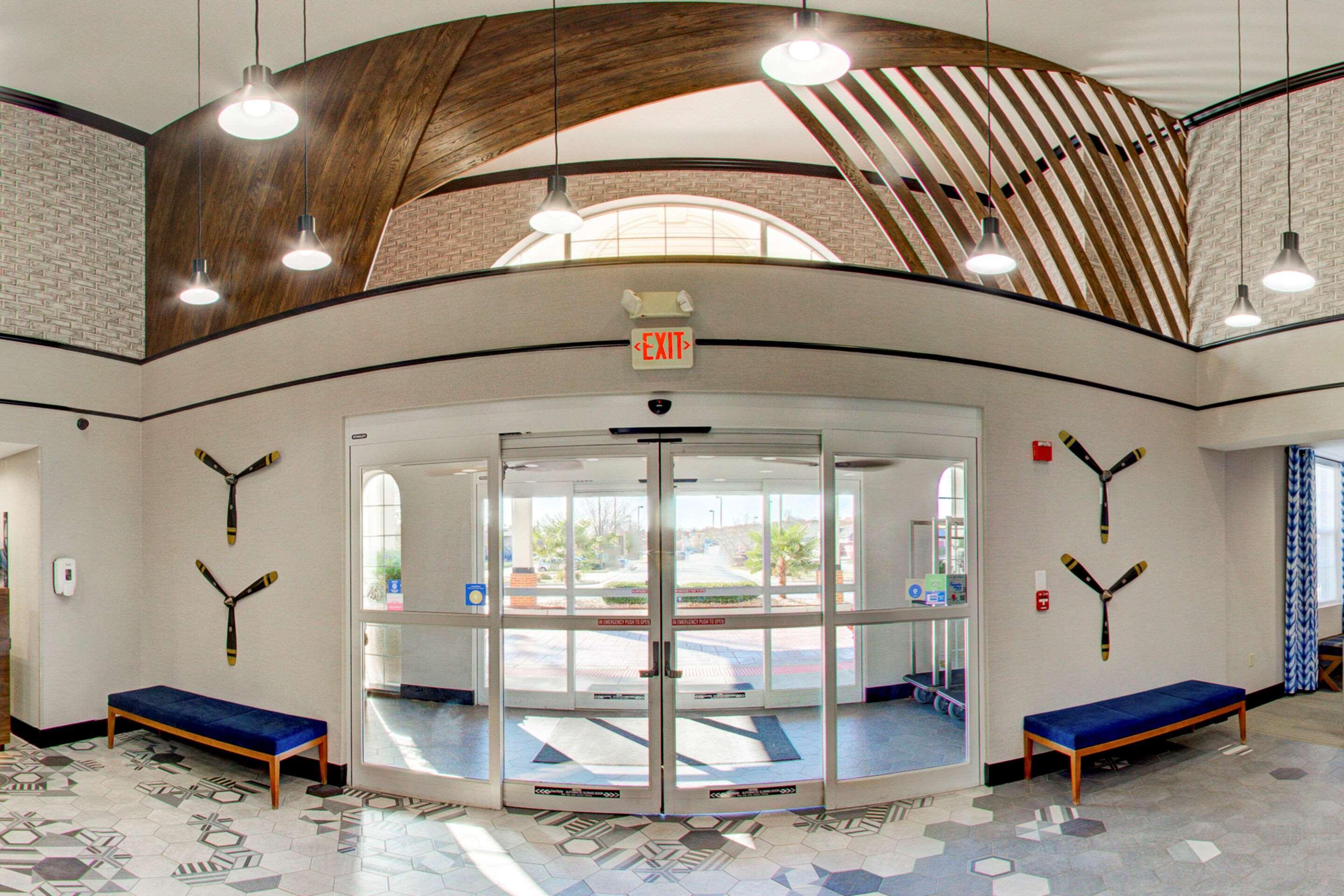 Comfort Airport Hotel Newport News