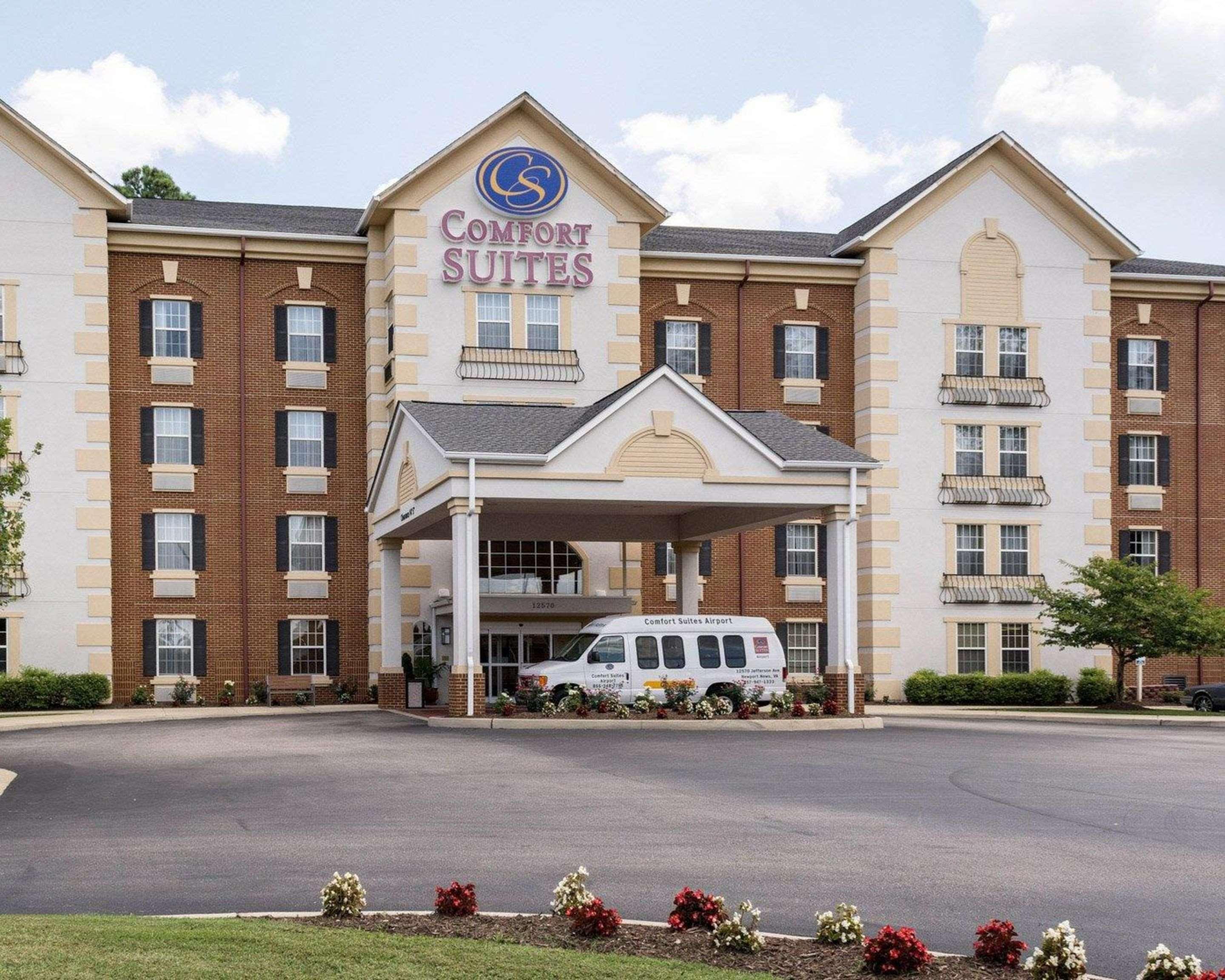Comfort Airport Hotel 3*
