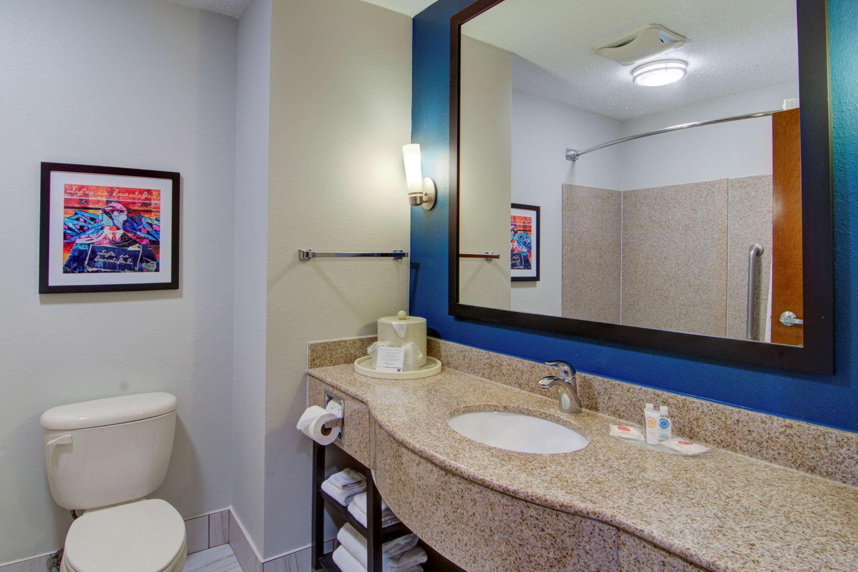Comfort Airport Newport News